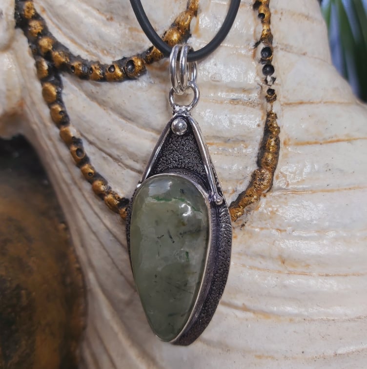 Prehnite Heart Chakra Gemstone Pendant (E1685)