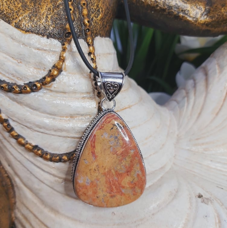 Jasper Courage Gemstone Pendant (E1687)