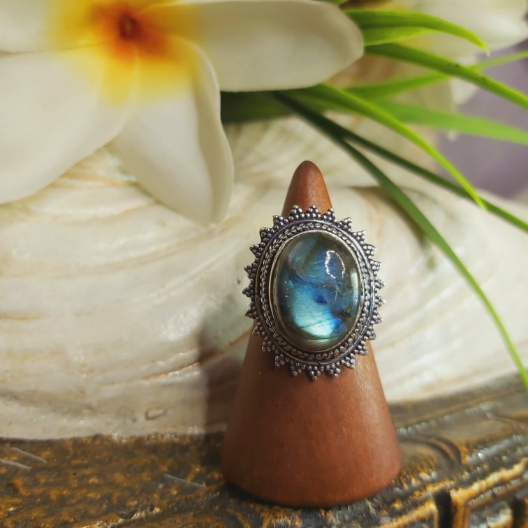 Labradorite Inner Spirit & Psychic Protection Gemstone Ring US 7.5 (E1695)