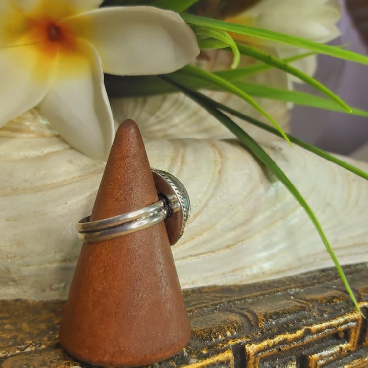 Labradorite Inner Spirit & Psychic Protection Gemstone Ring US 8.5 (E1696)