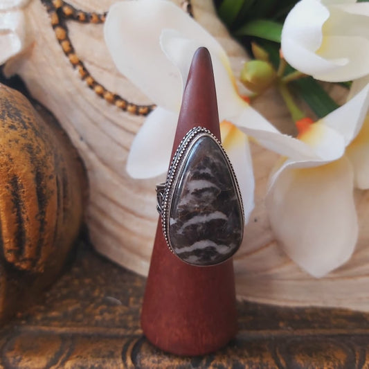 White Buffalo Turquoise Gemstone Ring Size US 9 (E1740)