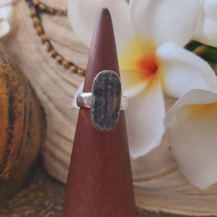 Kyanite Third Eye Chakra Gemstone Ring US 6 (E1746)
