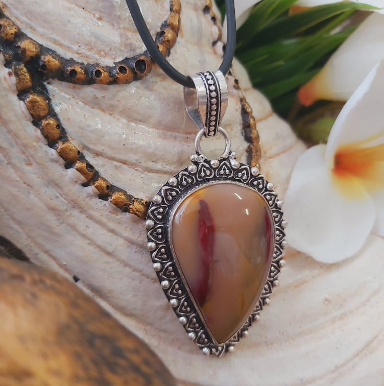 Mookaite Decision Making Gemstone Pendant (E1810)