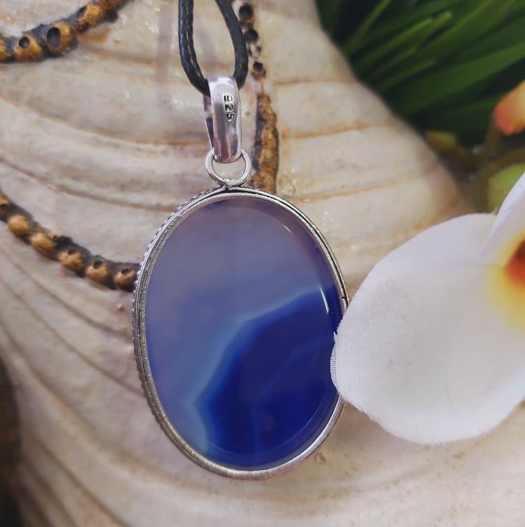 Agate Protection Gemstone Pendant (E1830)