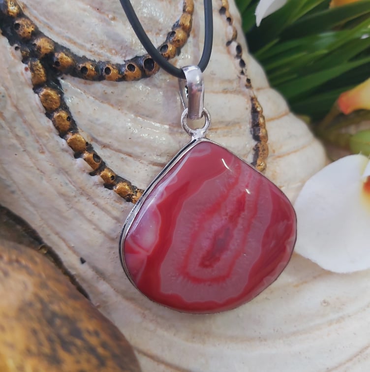 Agate Protection Gemstone Pendant (E1831)