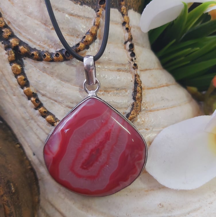 Agate Protection Gemstone Pendant (E1831)
