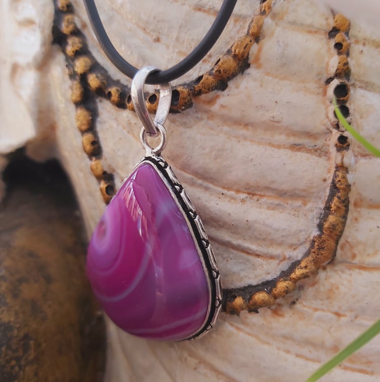Agate Grounding & Protection Gemstone Pendant (E1887)