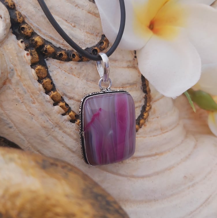 Agate Grounding & Protection Gemstone Pendant (E1899)