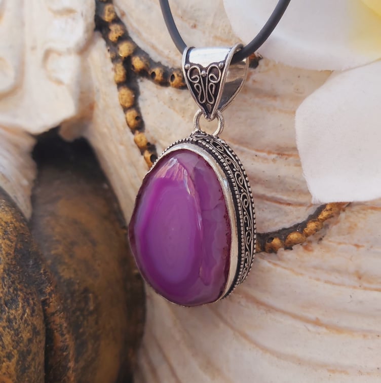 Agate Grounding & Protection Gemstone Pendant (E1905)