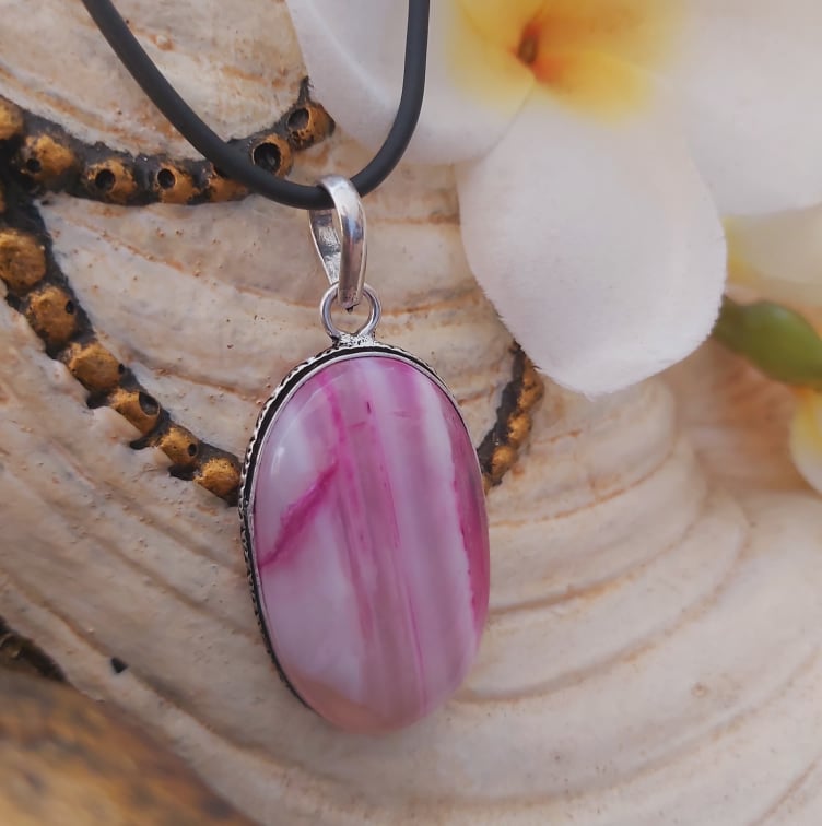Agate Grounding & Protection Gemstone Pendant (E1917)