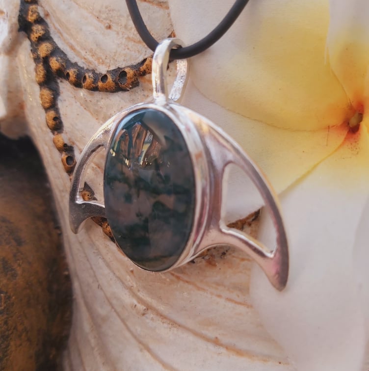 Moss Agate Forgiveness Gemstone Pendant (E1997)