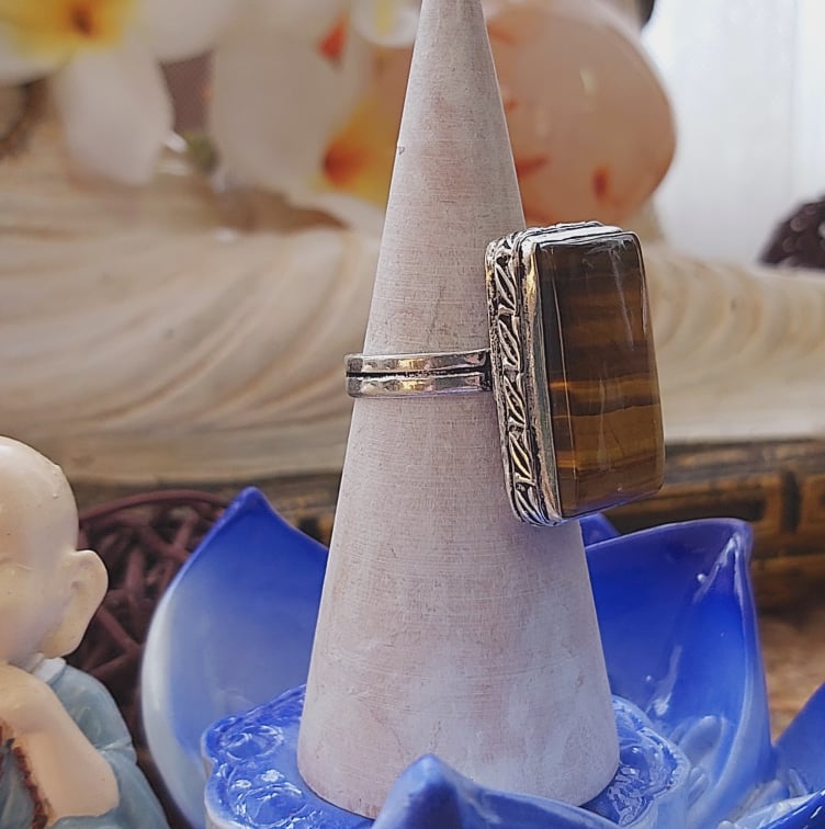 Tiger Eye Earth Star Gemstone Ring Size US 9.5 (E2026)