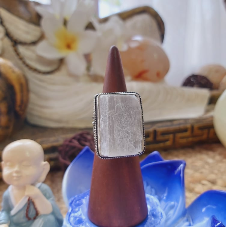Selenite Third Eye Ring  Size US 8.5 (E2034)