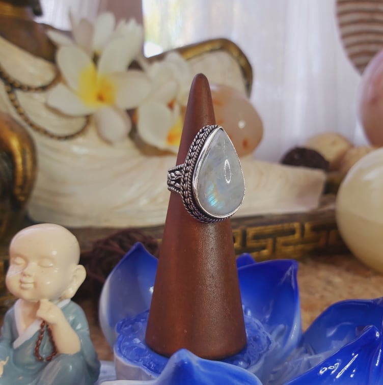 Rainbow Moonstone Ring Size US 6 (E2048)