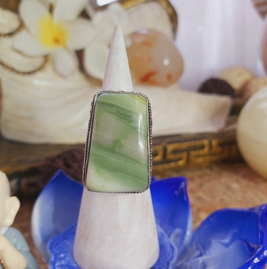 Larsonite Spiritual Grounding Gemstone Ring Size US 8.5 (E2054)