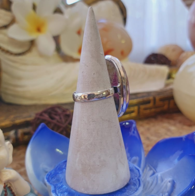 Rainbow Agate Physical Wellbeing Gemstone Ring US 7.5 (E2101)