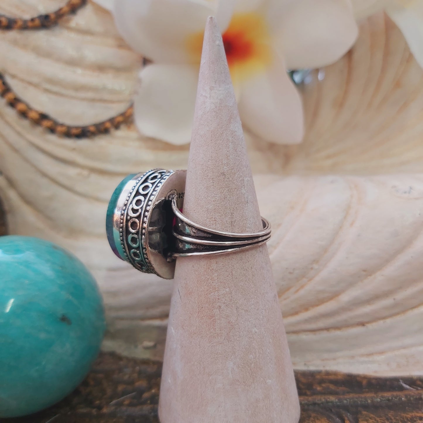 Rainbow Agate Physical Wellbeing Gemstone Ring US 7 (E2221)