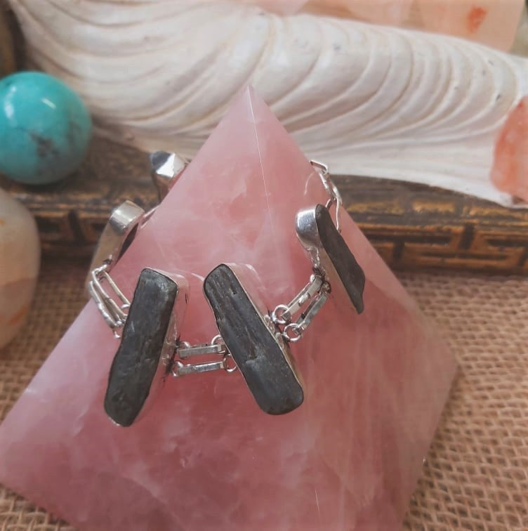 Kyanite Third Eye Chakra Bracelet 18 cm (E2256)