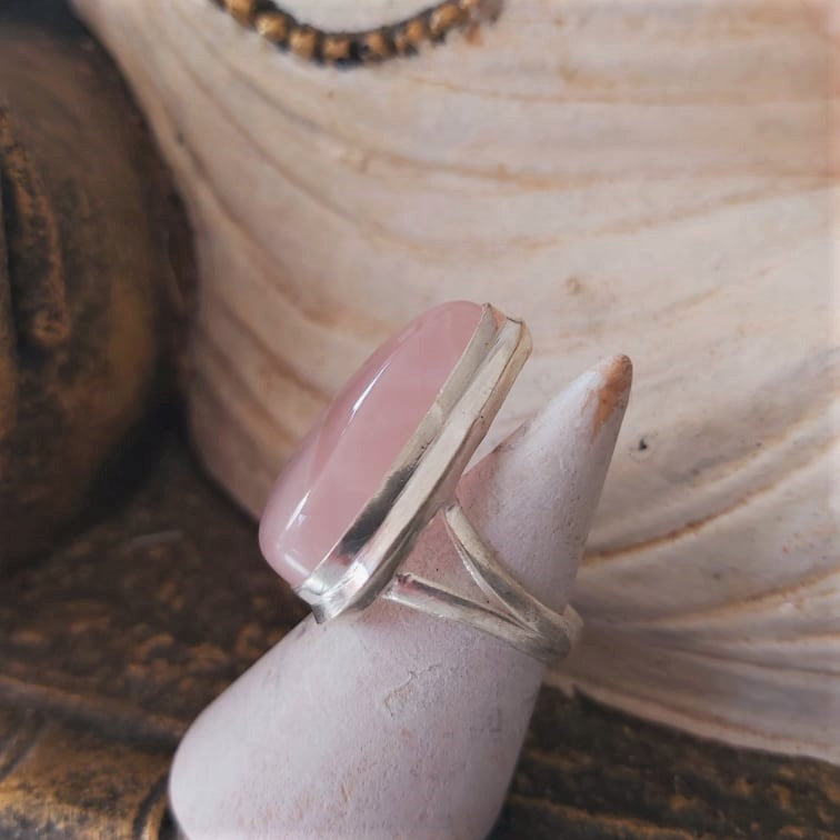 Rose Quartz True Love & Compassion Ring Size US 9 (E2365)
