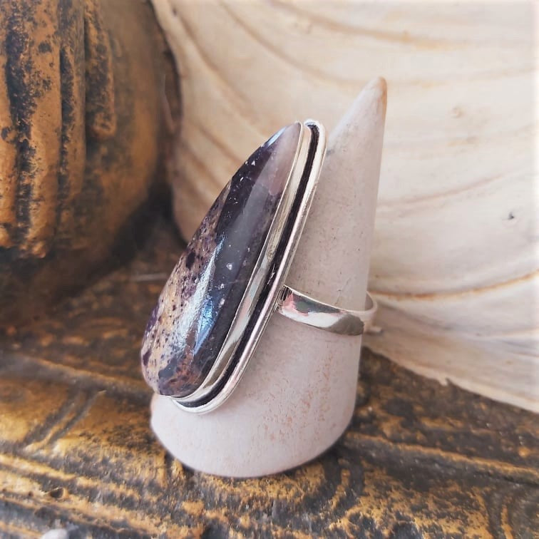 Fluorite Spiritual Growth & Grounding Gemstone Ring Size US 10 (E2387)