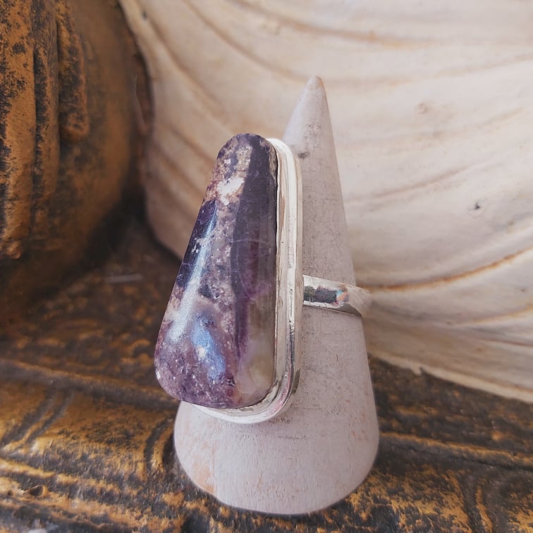 Fluorite Spiritual Growth & Grounding Gemstone Ring Size US 10 (E2391)
