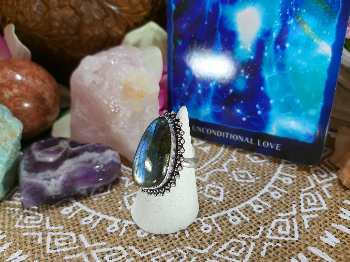 Labradorite Inner Spirit Ring Size US 8.5 (E310)