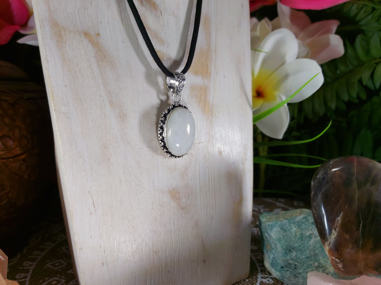 Rainbow Moonstone Pendant (E644)