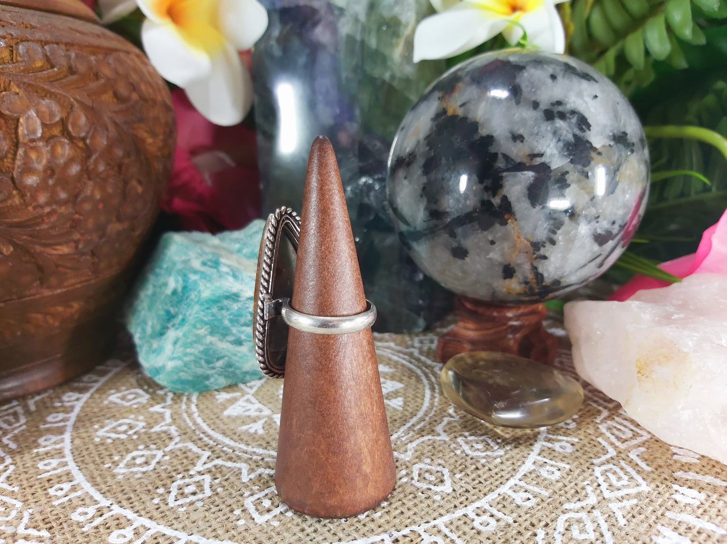 Chrysoprase Forgiveness Gemstone Ring Size US 8 (E697)