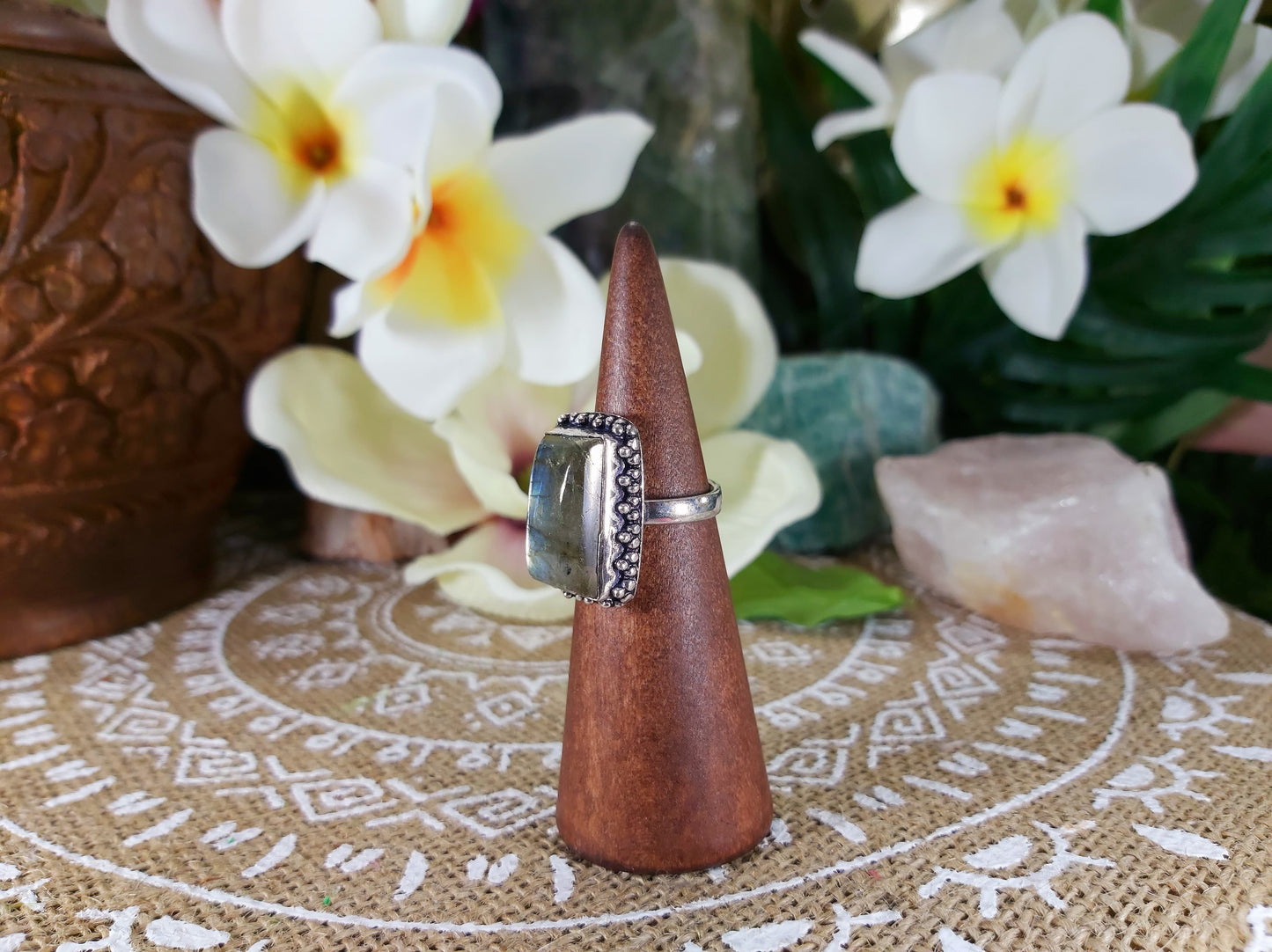 Labradorite Inner Spirit Gemstone Ring Size US 7.5 (E750)