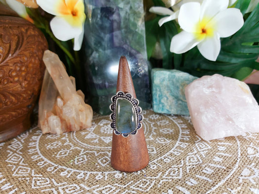 Labradorite Inner Spirit Gemstone Ring Size US 9 (E760)