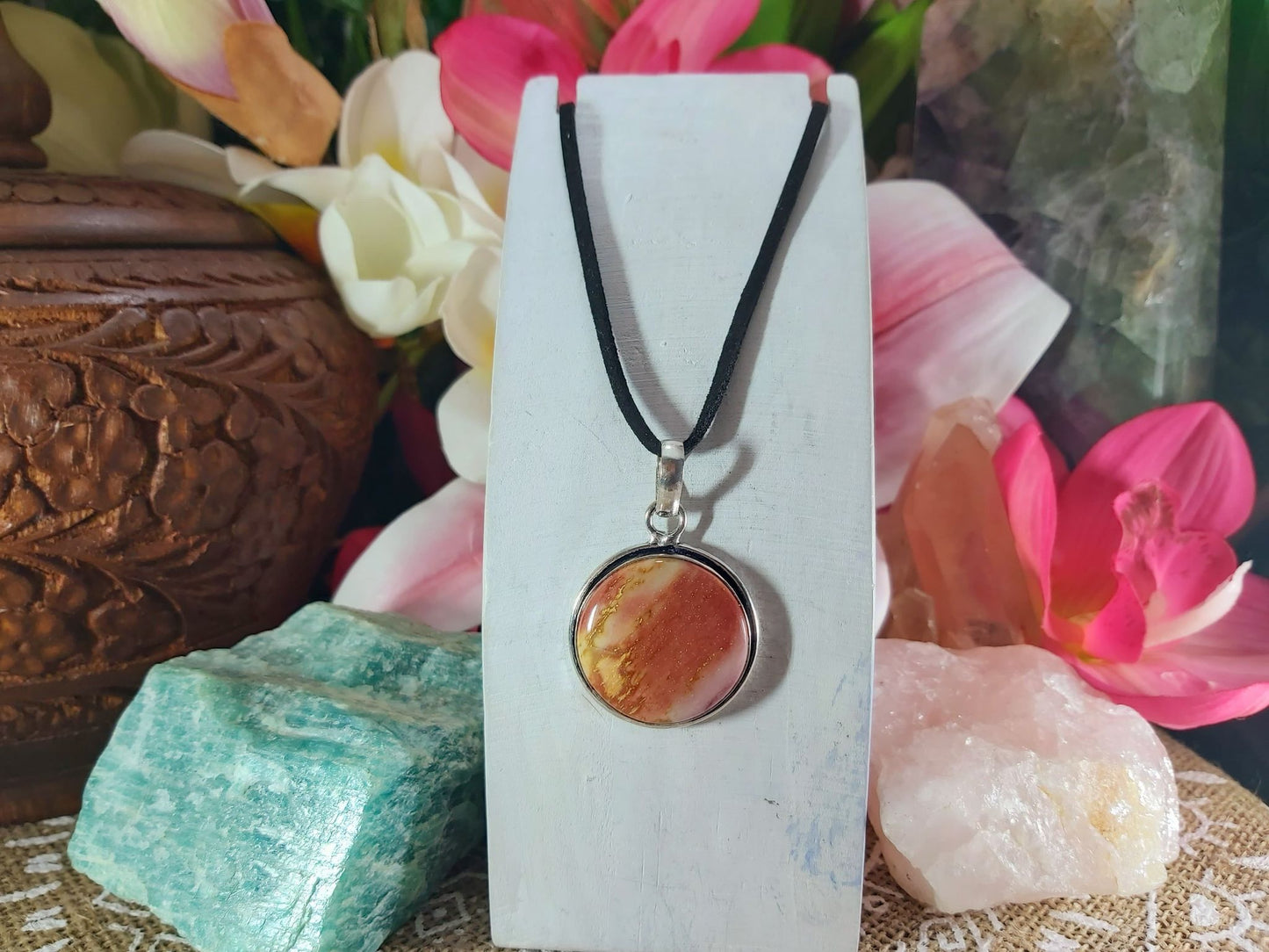 Mookaite Decision Making Pendant (E879)