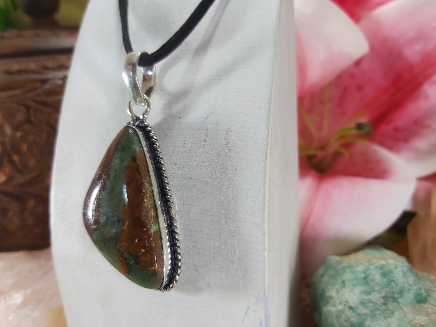 Chrysoprase Forgiveness Pendant (E968)