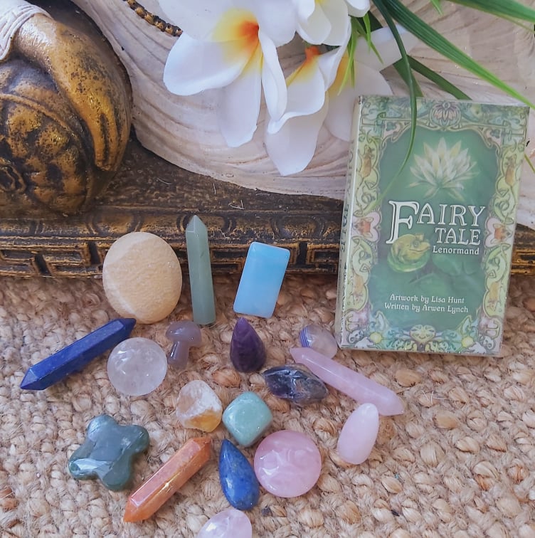 21 Gemstone Pack with FREE Mini Oracle Deck (FT8)