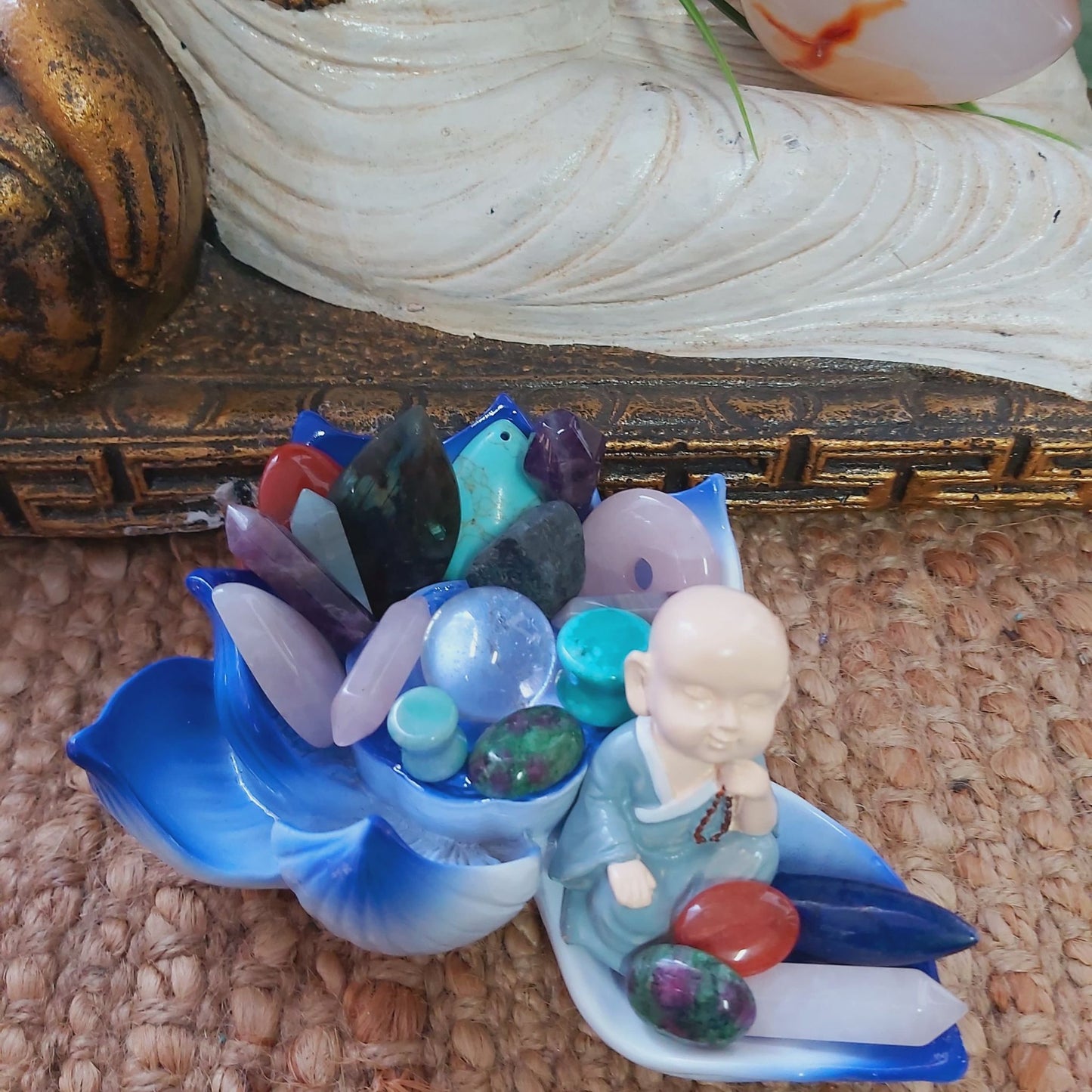 Mix Mother Earth Crystal Gemstone 19 Piece Pack (LD6)