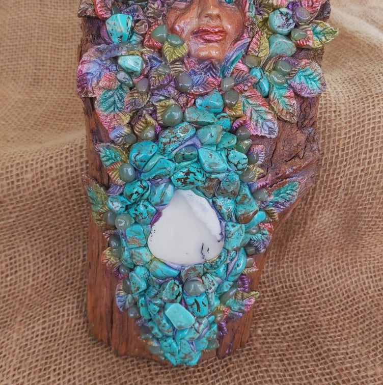 Handmade Crystal Sculpture Decor – Amazonite, Calcite, Clear Quartz, & Moonstone (Deco 1)