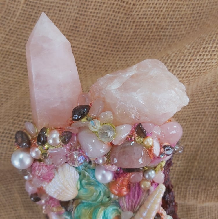 Handmade Crystal Sculpture Decor – Rose Quartz & Smokey Quartz (Deco 3)