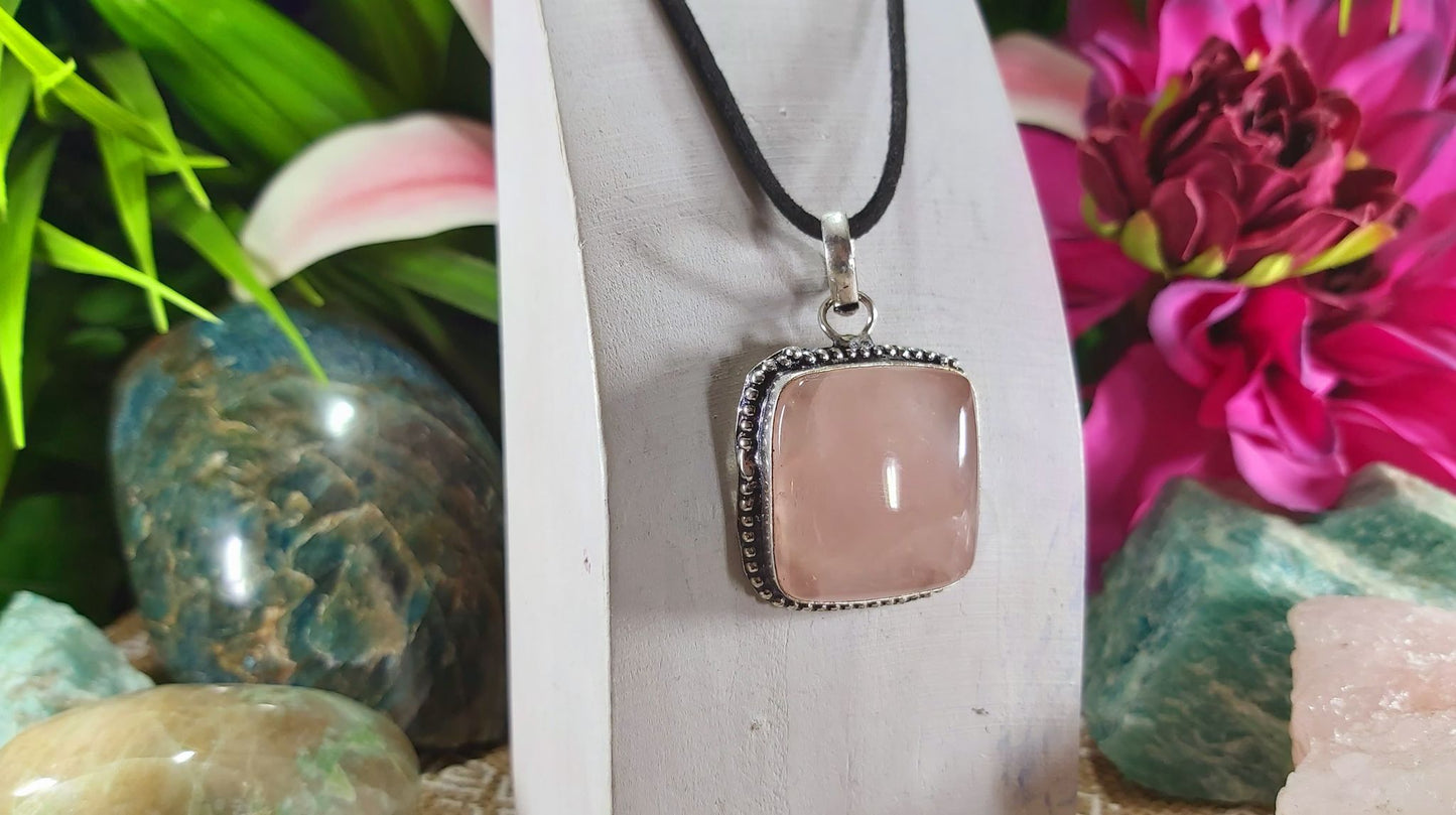 Rose Quartz True Love Pendant (E1007)