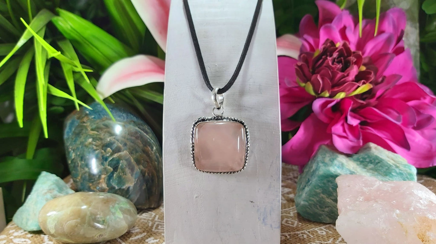 Rose Quartz True Love Pendant (E1007)