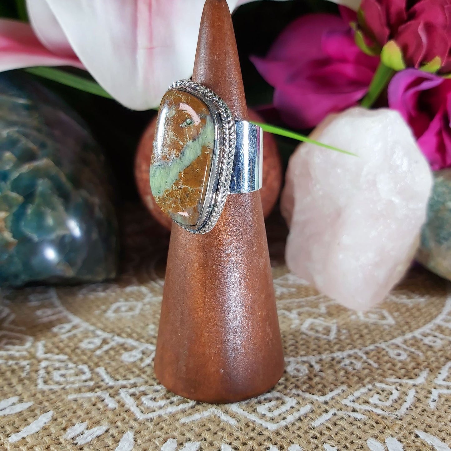 Chrysoprase Forgiveness Gemstone Ring US 7 (E1245)