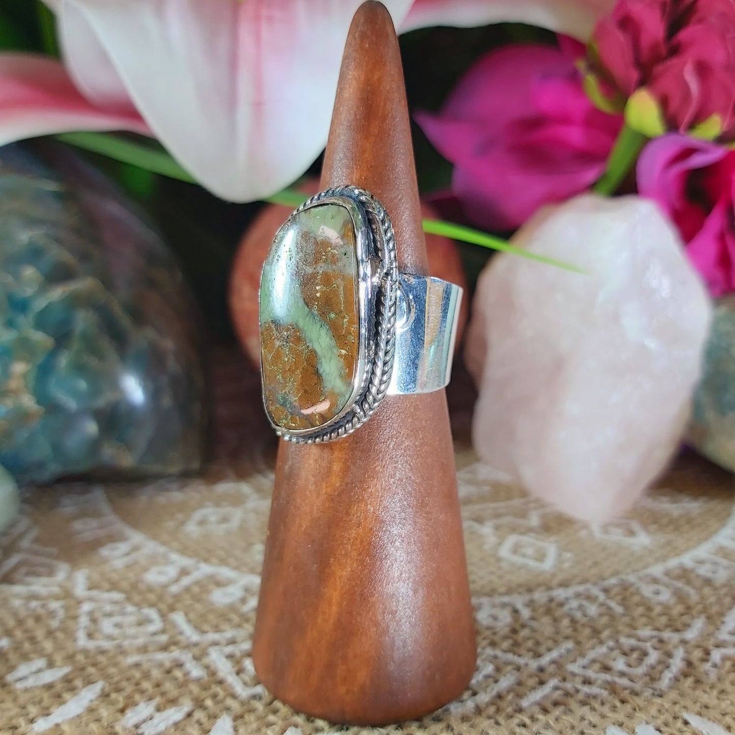 Chrysoprase Forgiveness Gemstone Ring US 8 (E1246)