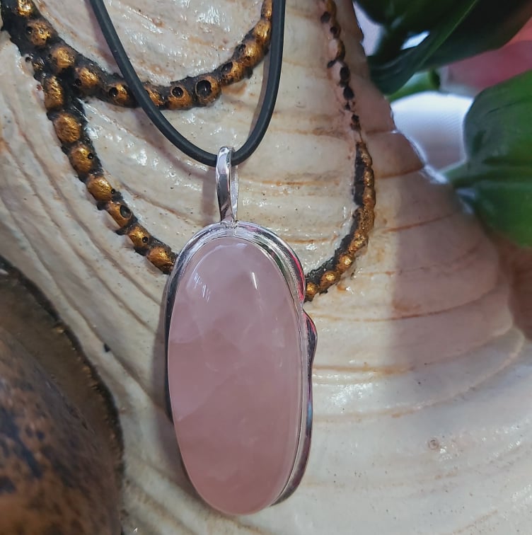 Rose Quartz True Love Gemstone Pendant  (E2129)