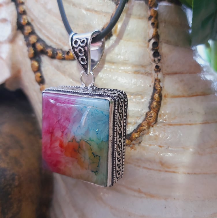 Rainbow Agate Grounding Gemstone Pendant (E2131)