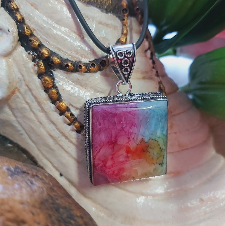 Rainbow Agate Grounding Gemstone Pendant (E2131)