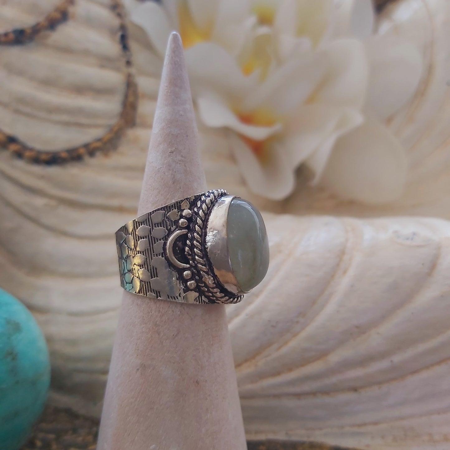 Aquamarine Gemstone Stone of Courage Ring Size US 6 (E2148)