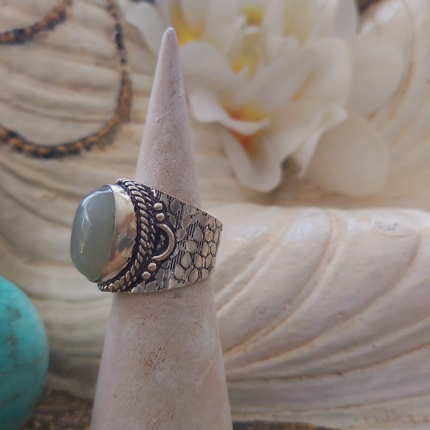 Aquamarine Gemstone Stone of Courage Ring Size US 6 (E2148)