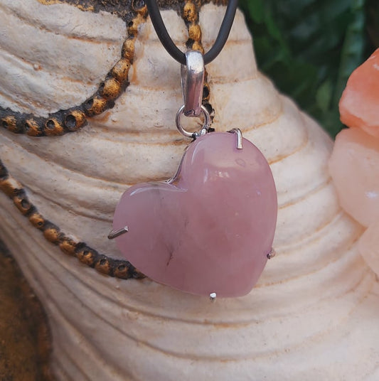 Rose Quartz True Love Gemstone Pendant (E2273)