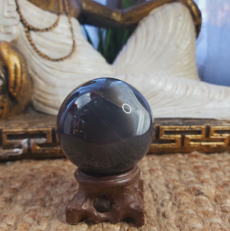 Agate Gemstone Sphere 235 gms (GEM217)