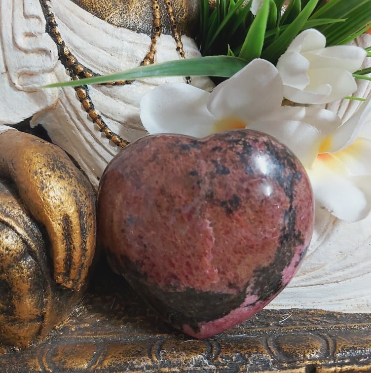 Rhodonite Heart Crystal 437 gms (GEM243)