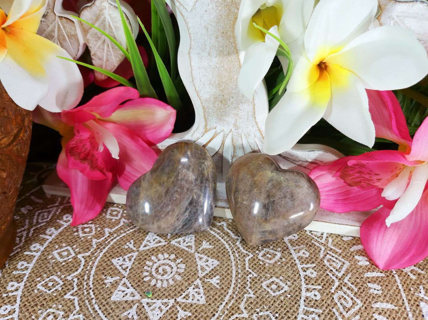 Black Moonstone Divination Crystals 179 gms (GEM48)