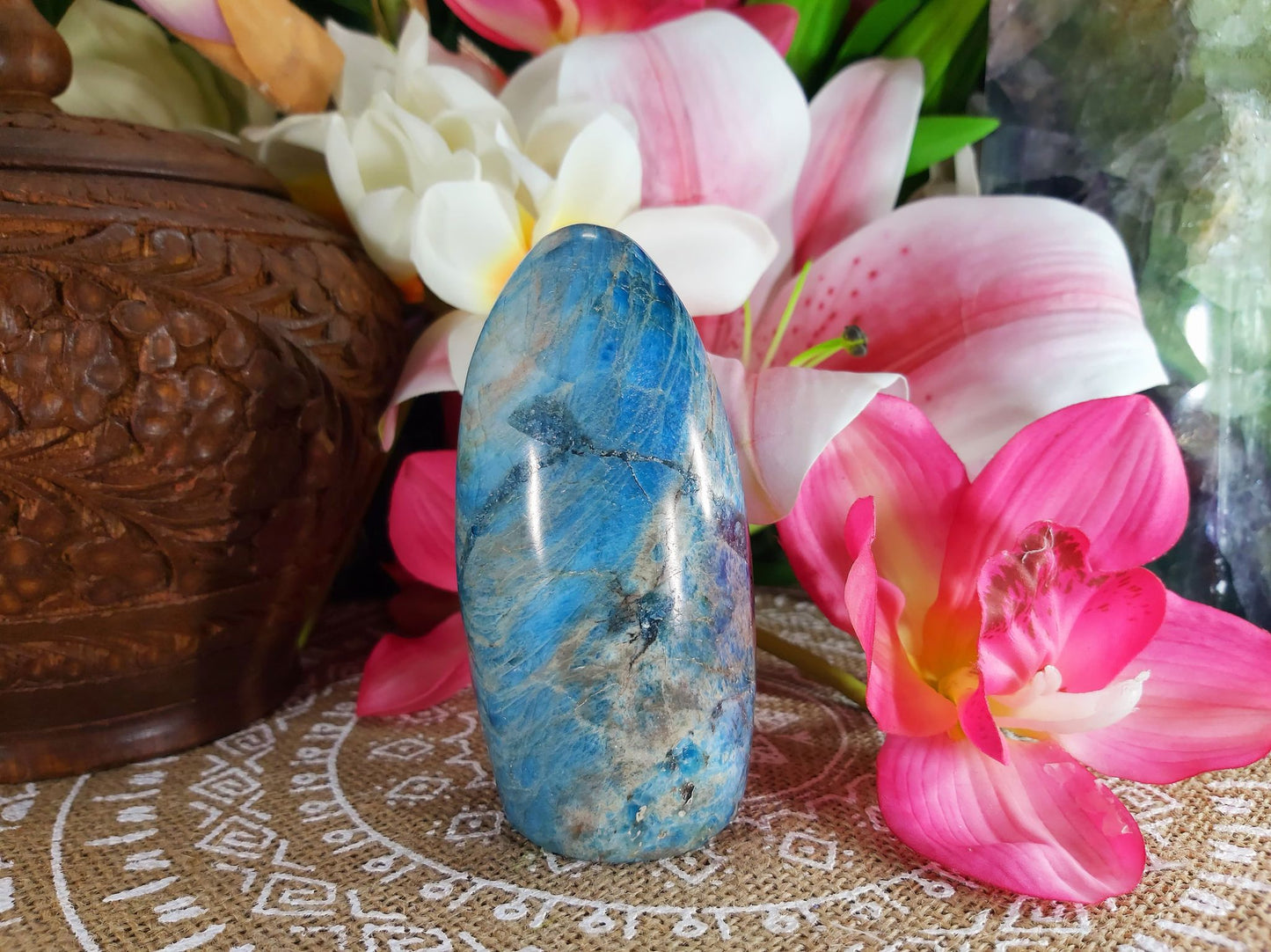 Apatite Third Eye Chakra Crystal 495 gms (GEM61)